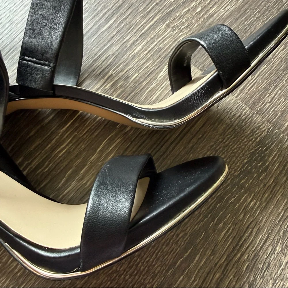 Kenneth Cole Brook Cross Sandal Leather Strappy Heels Size 8M - Picture 7 of 10